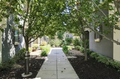 Exterior - 102 Lemmon Ter, Sunnyvale, CA 94086 photo 5 of 16