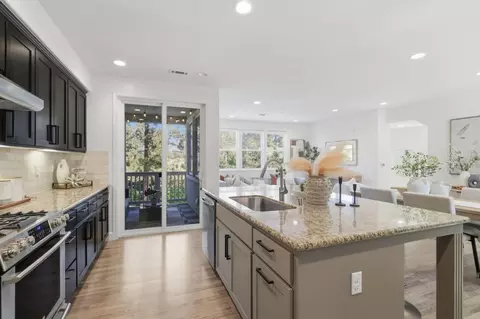 Kitchen - 102 Lemmon Ter, Sunnyvale, CA 94086 photo 9 of 14