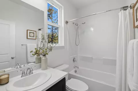 Bath - 102 Lemmon Ter, Sunnyvale, CA 94086 photo 5 of 11