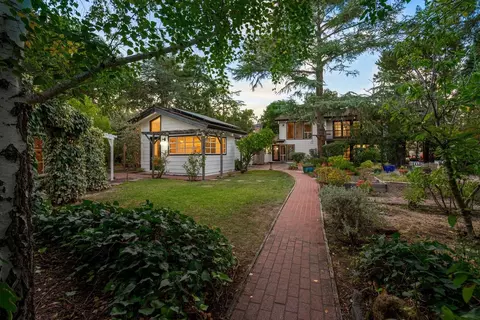 3655 La Calle Ct, Palo Alto, CA 94306