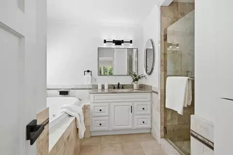 Bath - 231 Anita Dr, Millbrae, CA 94030 photo 2 of 5