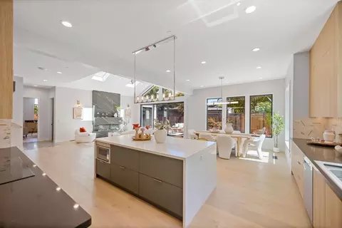 Kitchen - 1203 Farley St, Mountain View, CA 94043 photo 3 of 4