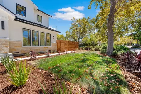 Exterior - 1203 Farley St, Mountain View, CA 94043 photo 4 of 7