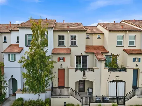 1710 Hillebrant Pl, Santa Clara, CA 95050