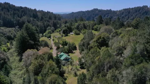 Undisclosed, Aptos, CA 95003 photo 6