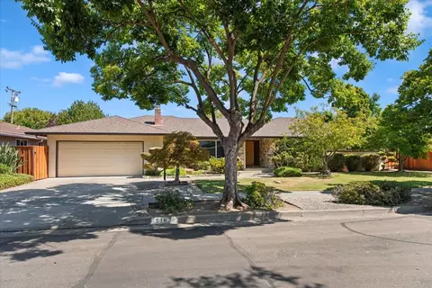 5167 Country Ln, San Jose, CA 95129