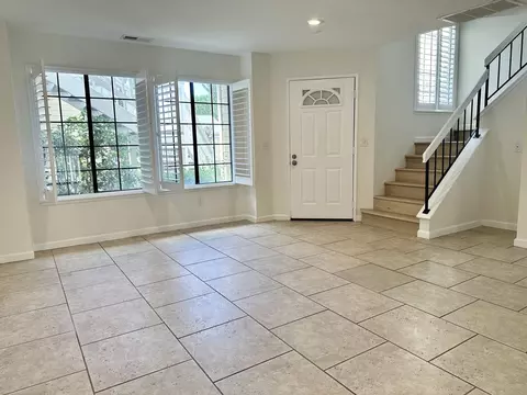 Living - 1108 Devonwood, Hercules, CA 94547 photo 1 of 5
