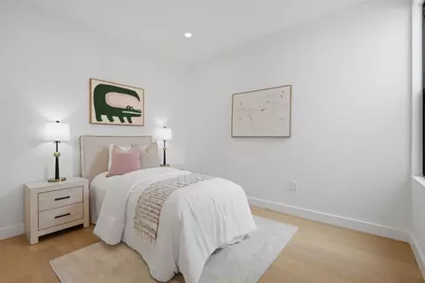 Bedroom - 563 23rd Ave, San Francisco, CA 94121 photo 4 of 9