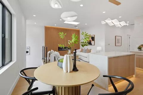 Dining - 563 23rd Ave, San Francisco, CA 94121 photo 2 of 3