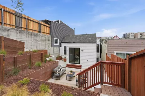 Exterior - 563 23rd Ave, San Francisco, CA 94121 photo 4 of 8