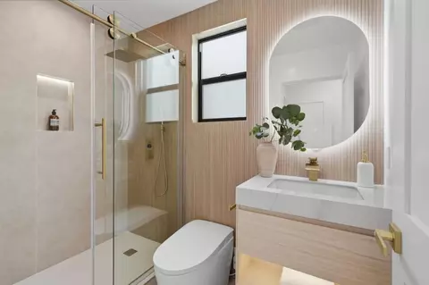 Bath - 563 23rd Ave, San Francisco, CA 94121 photo 1 of 6
