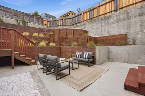 Exterior - 563 23rd Ave, San Francisco, CA 94121 photo 2 of 8