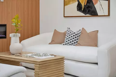 Living - 563 23rd Ave, San Francisco, CA 94121 photo 3 of 4