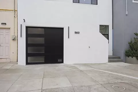 Exterior - 563 23rd Ave, San Francisco, CA 94121 photo 6 of 8
