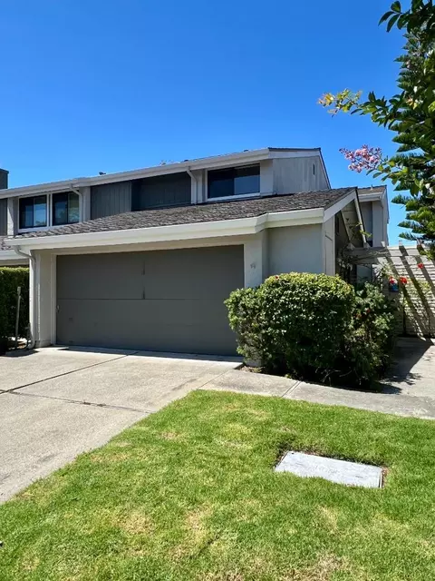 6 Admiralty Pl, Redwood City, CA 94065