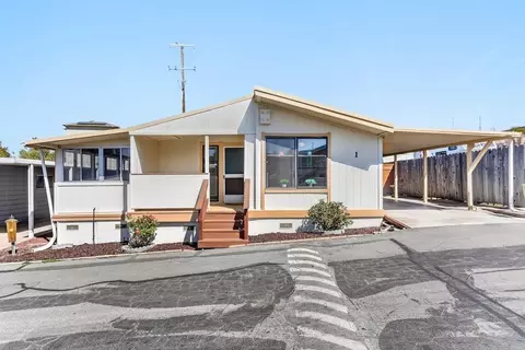 1 Crespi Way 1, Watsonville, CA 95076