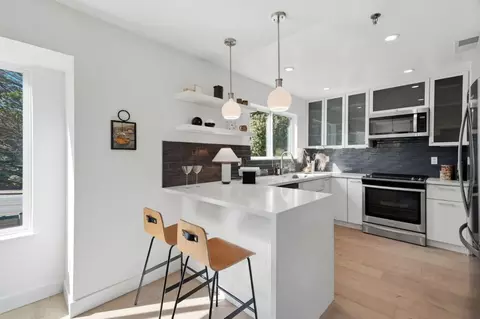 Kitchen - 931 Fassler Ave, Pacifica, CA 94044 photo 2 of 4