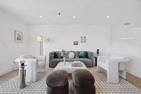 Living - 931 Fassler Ave, Pacifica, CA 94044 photo 4 of 8