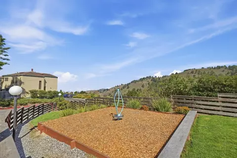 Exterior - 931 Fassler Ave, Pacifica, CA 94044 photo 12 of 14