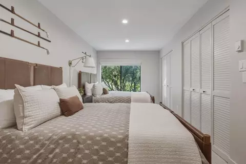 Bedroom - 41 Shepherds Knl, Pebble Beach, CA 93953 photo 2 of 3