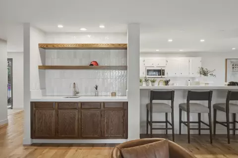 Kitchen - 41 Shepherds Knl, Pebble Beach, CA 93953 photo 1 of 4