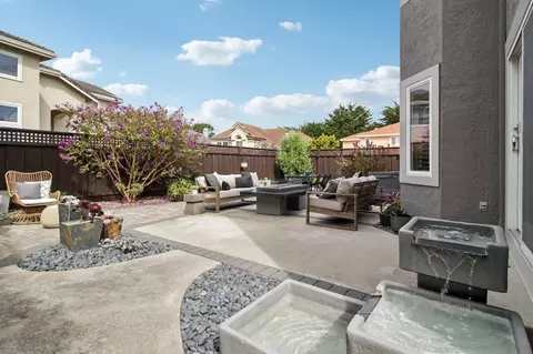 Exterior - 316 Eagle Trace Dr, Half Moon Bay, CA 94019 photo 5 of 10