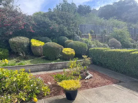 Exterior - 832 Oddstad Blvd, Pacifica, CA 94044 photo 2 of 9