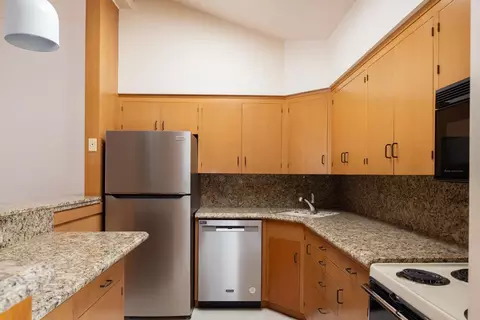 Kitchen - 35351 E Carmel Valley Rd, Carmel Valley, CA 93924 photo 3 of 3