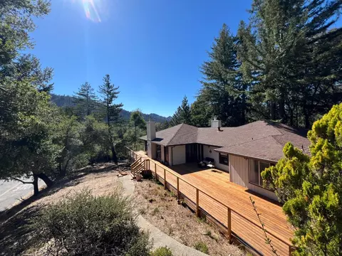 109 Crows Nest Dr, Boulder Creek, CA 95006