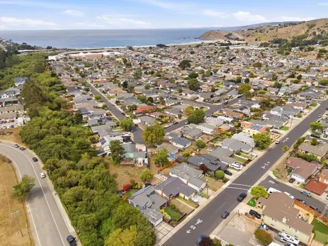 View/Area - 1384 Peralta Rd, Pacifica, CA 94044 photo 4 of 4
