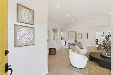 Entry Way - 1384 Peralta Rd, Pacifica, CA 94044 photo 1 of 3