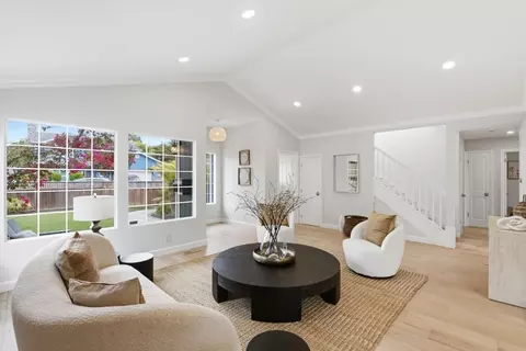 Living - 1384 Peralta Rd, Pacifica, CA 94044 photo 1 of 3