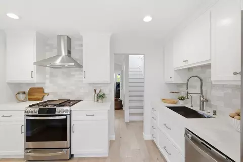 Kitchen - 1384 Peralta Rd, Pacifica, CA 94044 photo 2 of 4