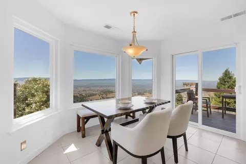 Dining - 3020 Three Springs Rd, San Jose, CA 95140 photo 1 of 10