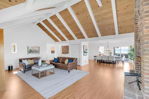 Living - 3020 Three Springs Rd, San Jose, CA 95140 photo 5 of 10