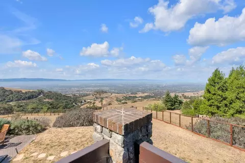 View/Area - 3020 Three Springs Rd, San Jose, CA 95140 photo 2 of 4