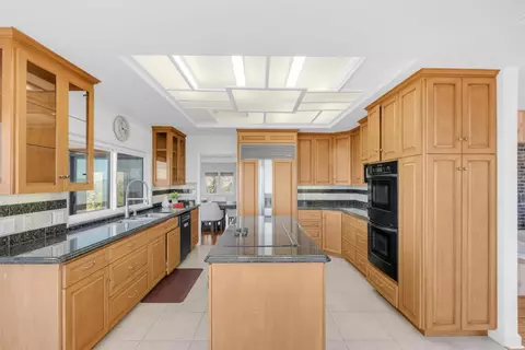 Kitchen - 3020 Three Springs Rd, San Jose, CA 95140 photo 3 of 5
