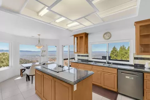 Kitchen - 3020 Three Springs Rd, San Jose, CA 95140 photo 2 of 5
