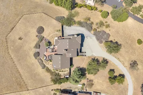 View/Area - 3020 Three Springs Rd, San Jose, CA 95140 photo 4 of 4