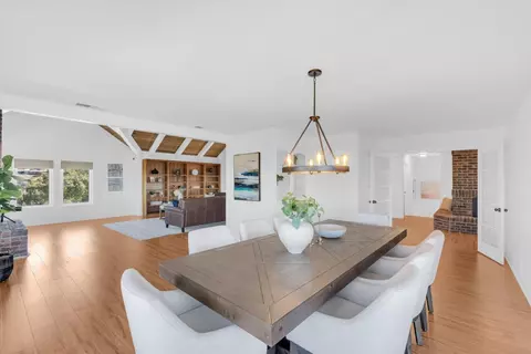 Dining - 3020 Three Springs Rd, San Jose, CA 95140 photo 3 of 10