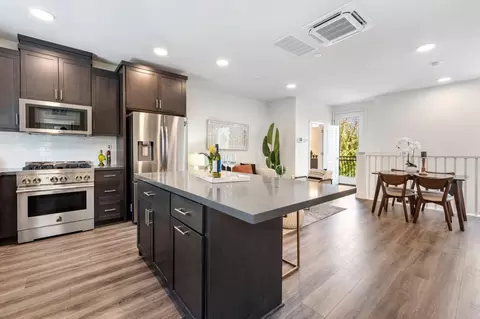 Kitchen - 539 Walker Dr, Mountain View, CA 94043 photo 2 of 4