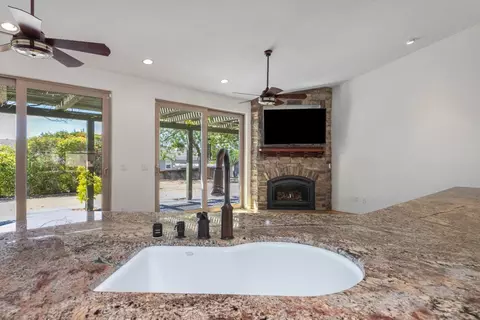 Kitchen - 653 Red Cloud Rd, Paso Robles, CA 93446 photo 6 of 6