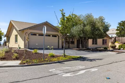 Exterior - 653 Red Cloud Rd, Paso Robles, CA 93446 photo 3 of 18
