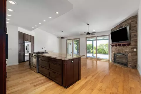 Living - 653 Red Cloud Rd, Paso Robles, CA 93446 photo 1 of 8