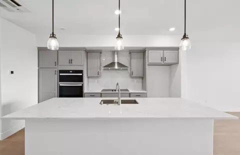 Kitchen - 612 Chamise Way, Milpitas, CA 95035 photo 1 of 5