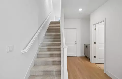 Entry Way - 612 Chamise Way, Milpitas, CA 95035 photo 5 of 18