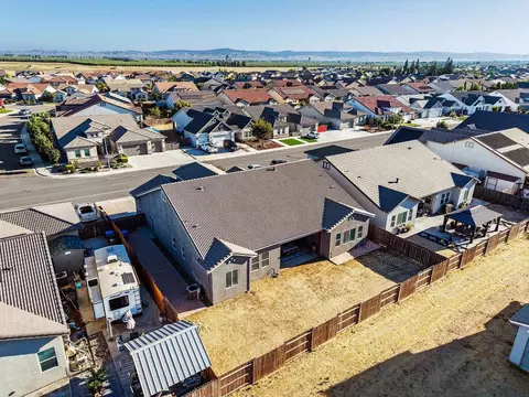 View/Area - 1367 Tannehill Dr, Manteca, CA 95337 photo 6 of 17