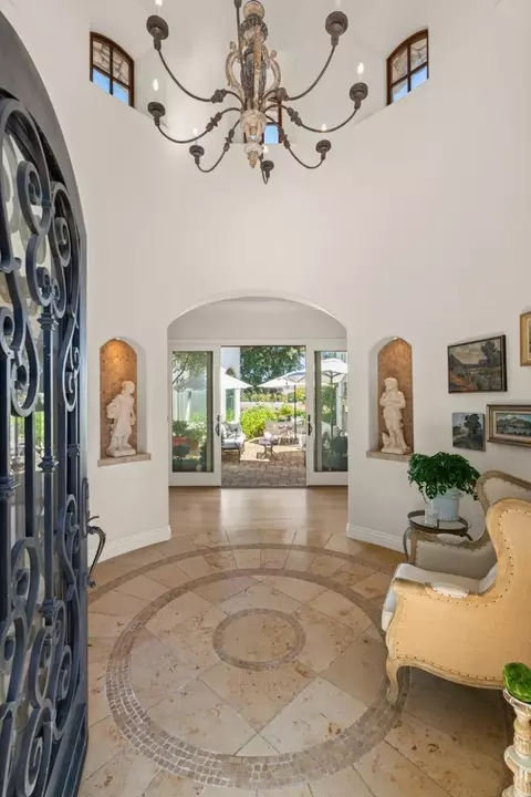 Entry Way - 10095 Pomo Pl, Gilroy, CA 95020 photo 2 of 4