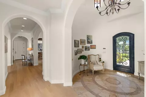 Entry Way - 10095 Pomo Pl, Gilroy, CA 95020 photo 4 of 4