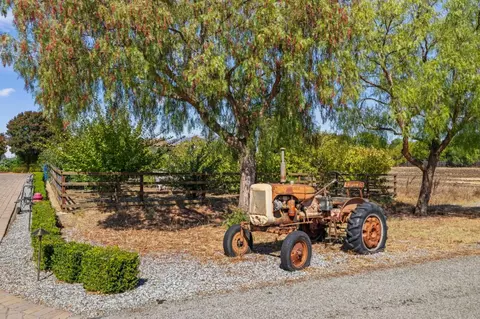 Exterior - 10095 Pomo Pl, Gilroy, CA 95020 photo 22 of 22